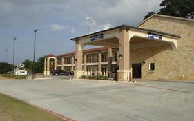 Executive Inn And Suites